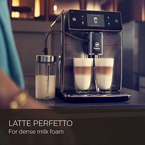 Coffee machine making lattes with dense milk foam