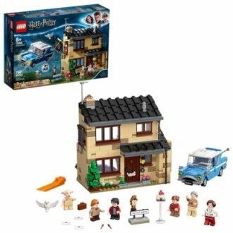 LEGO Harry Potter Privet Drive set with house, characters, and car.