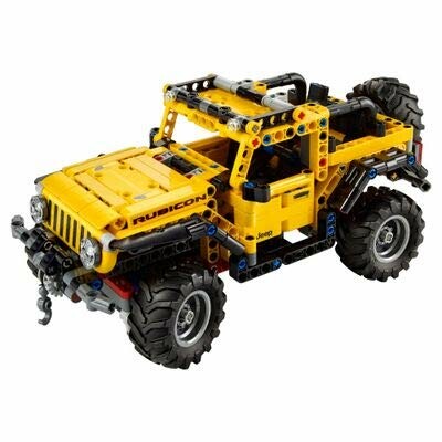 Lego Jeep Rubicon model in yellow