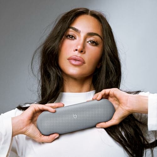 Beats Pill x Kim Kardashian